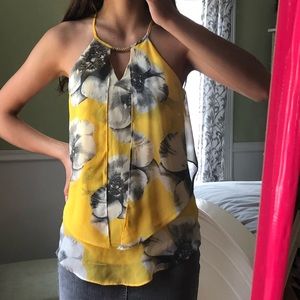 Yellow layered top